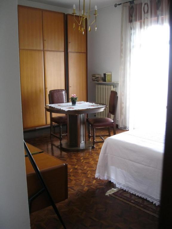 La Casa Dei Pini Acomodação com café da manhã Malnate Exterior foto